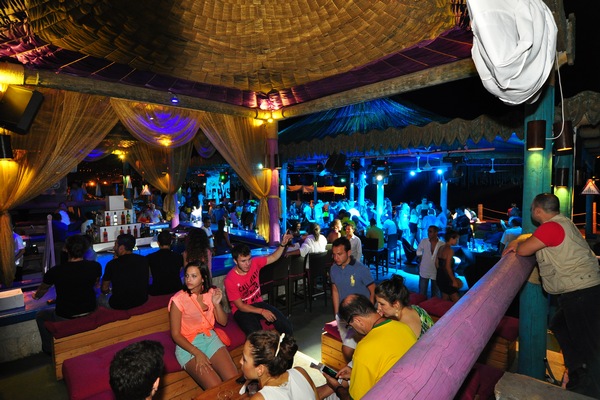 Saturday Night Fever At Edde Sands